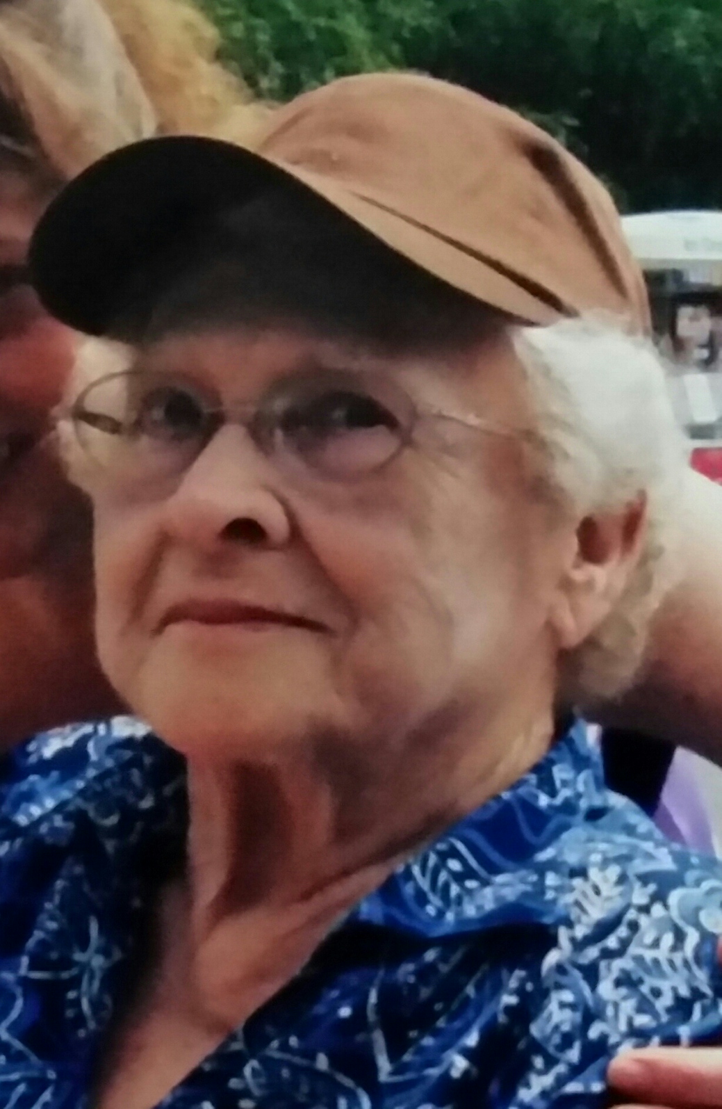 BELL, MILLIE J. - Cox Funeral Home